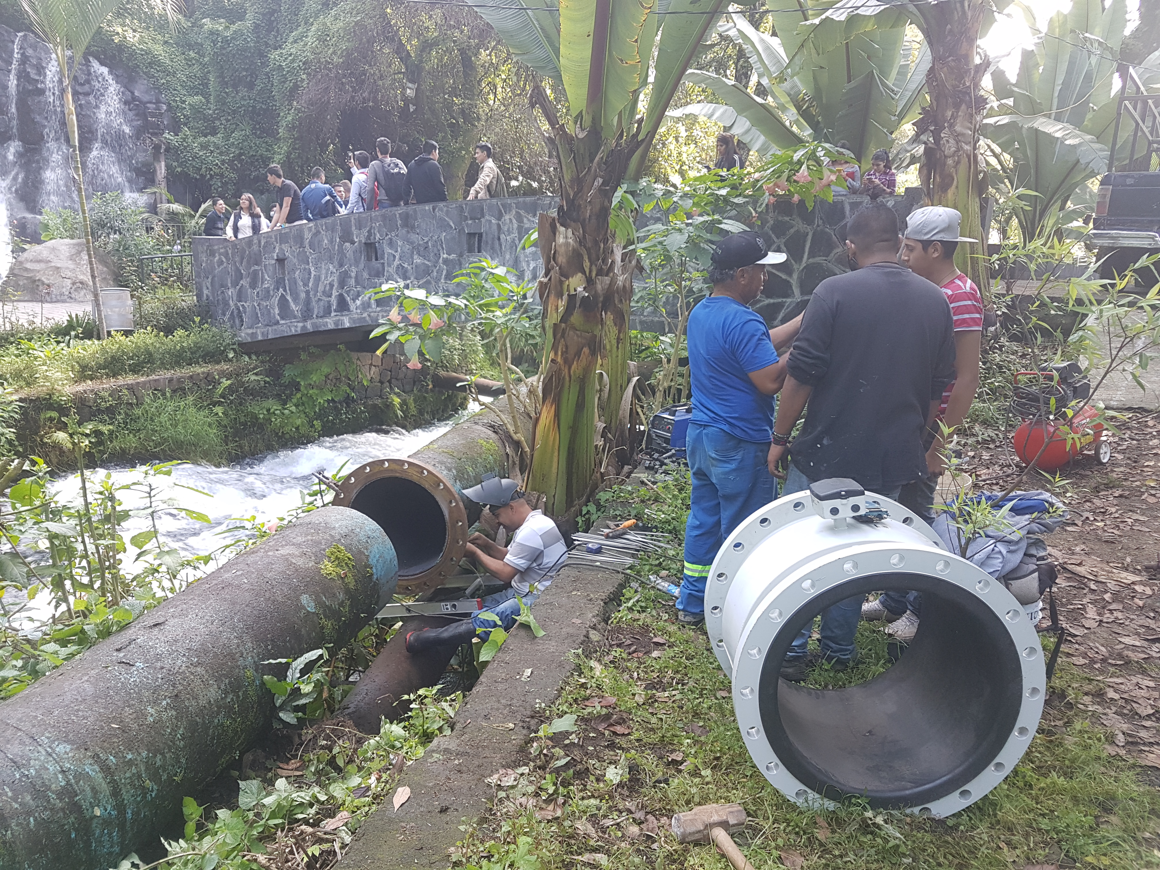 ABASTECIMIENTO DE AGUA POTABLE